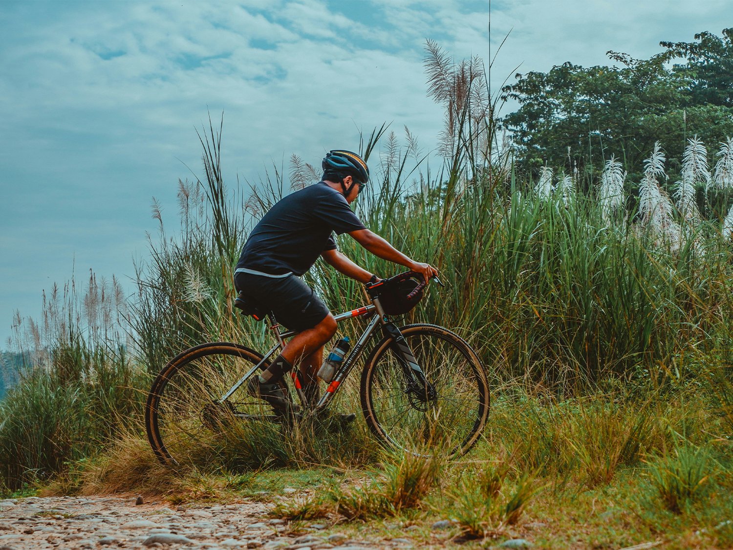 Cambodia Bicycle Phnom Penh to Siem Reap Tour 8 Days